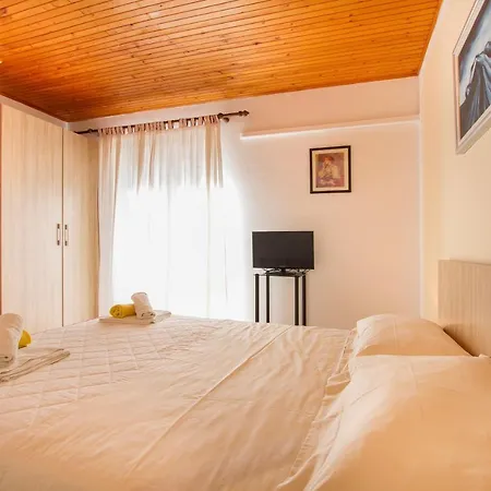 Weis * Rovinj